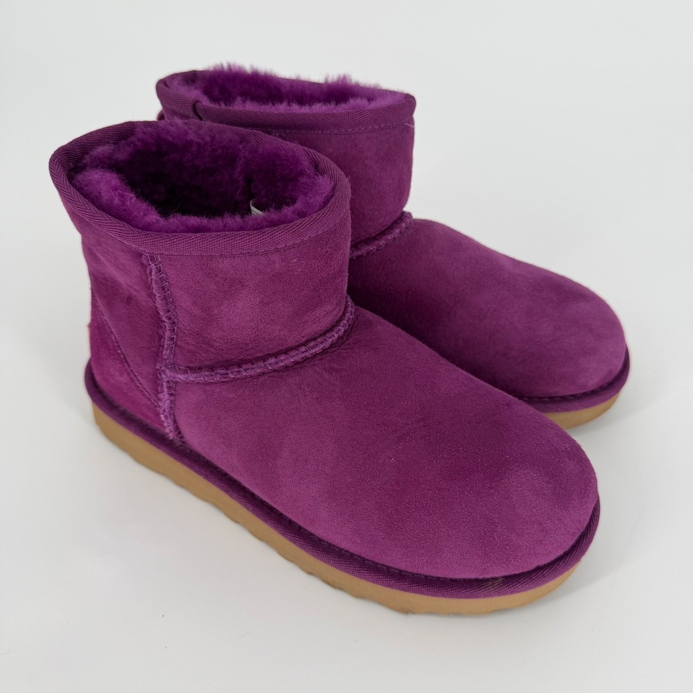 UGG Classic Mini II Purple Suede Sheepskin Ankle Boots 1016222 Women 5 Bodacious